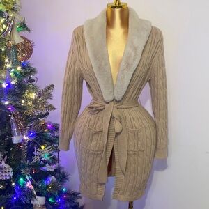 Cozy Tan Cable Knit Cardigan with Faux Fur Collar